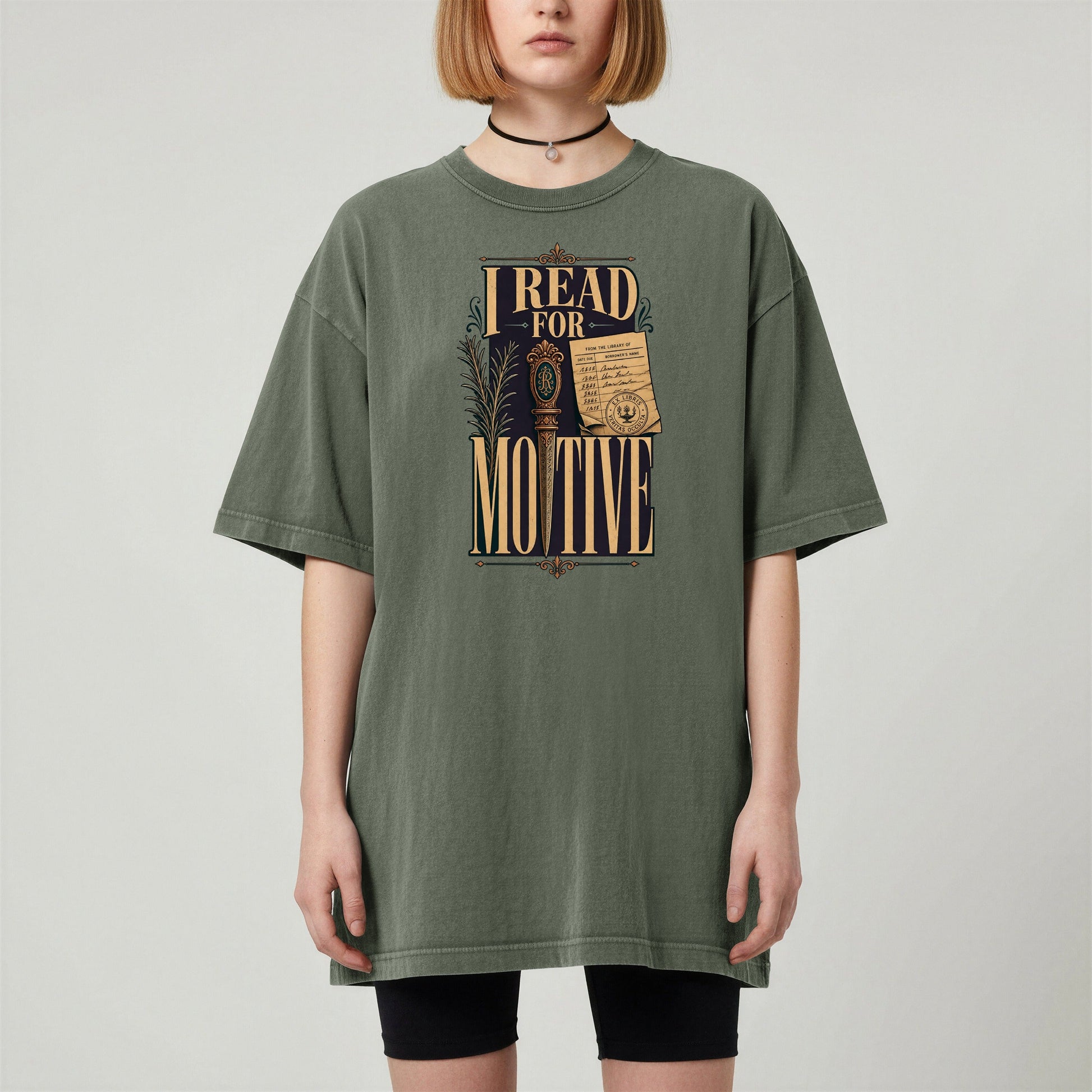 I Read for Motive bookish tee in Moss, worn
