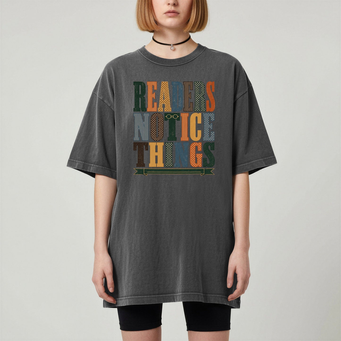 Readers Notice Things bookish tee in Pepper, worn
