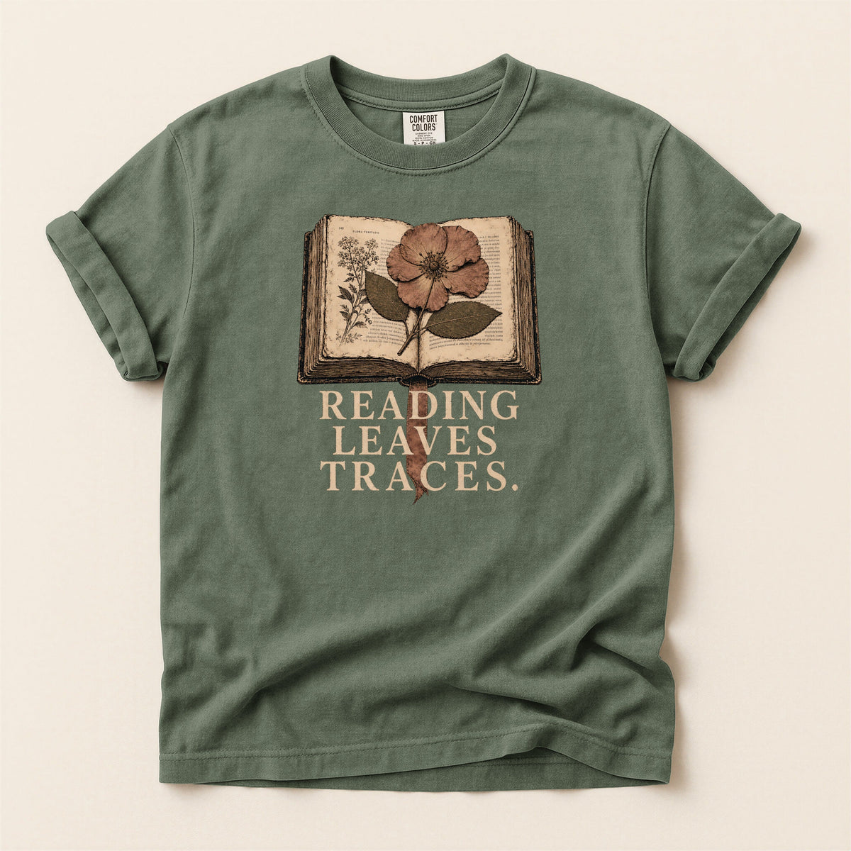 Shelf Love Studio Reading Leaves Traces t-shirt in Moss, flat