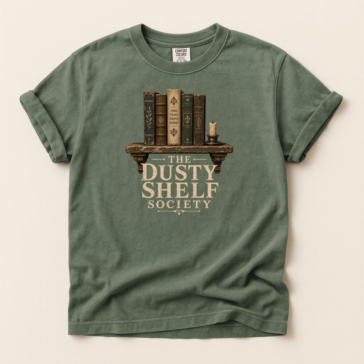 Shelf Love Studio The Dusty Shelf Society t-shirt in Moss, flat