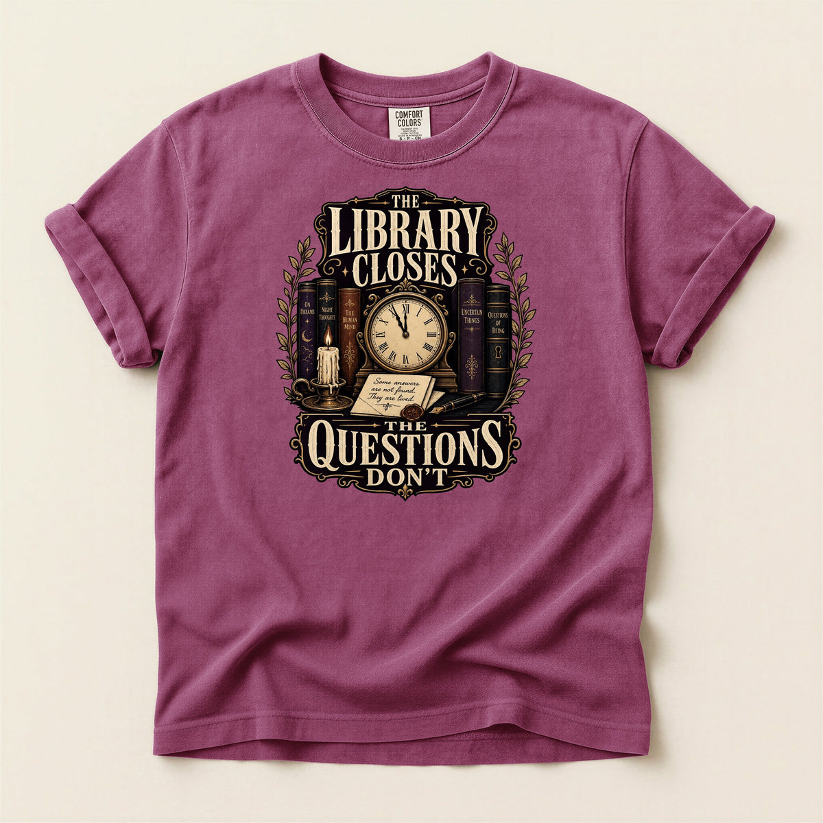 Shelf Love Studio The Library Closes t-shirt in Berry, flat